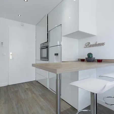 Appartement Haven Of Peace 1-br Terrace With Sea View & Pool *