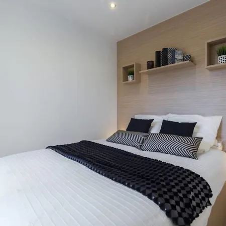 Haven Of Peace 1-br Terrace With Sea View & Pool Apartment Cannes